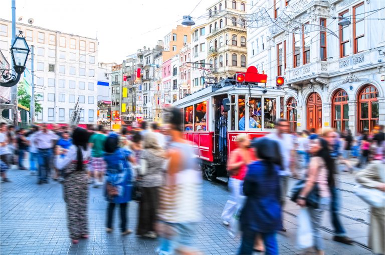 Beyoğlu Tadım Rotası – Meydan’dan Tünel’e Lezzet Durakları